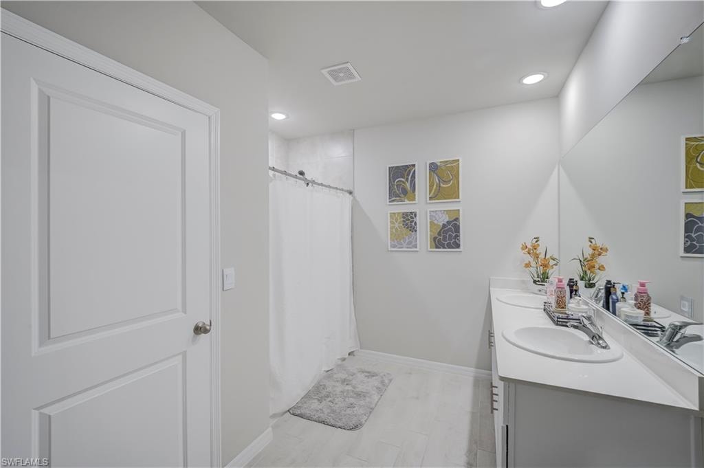 2949 Ernest WAY photo 21