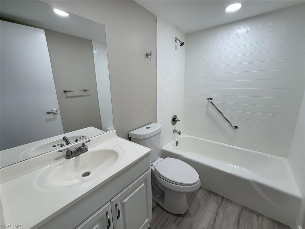 1740 Pine Valley DR 115 photo 17