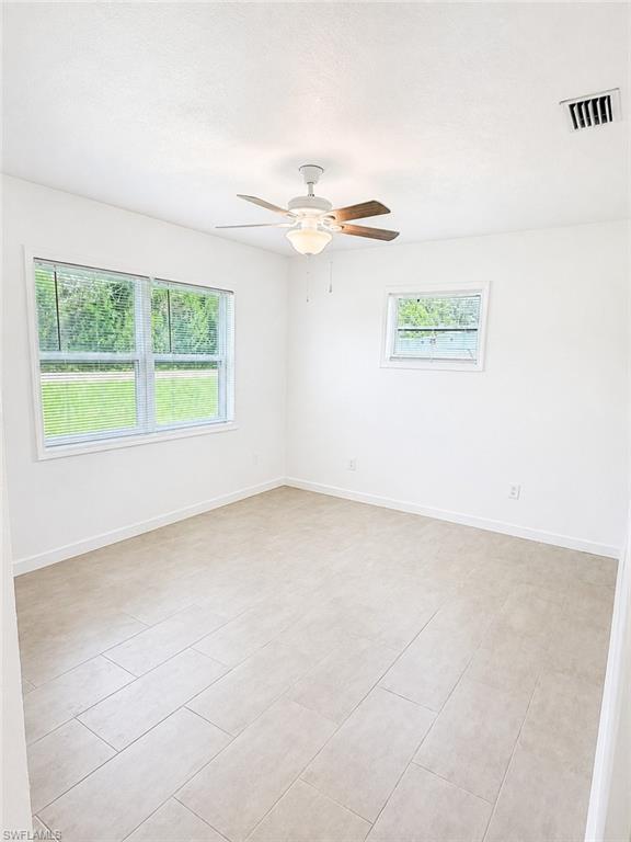 28017 Pasadena DR photo 12