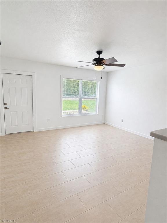 28017 Pasadena DR photo 7