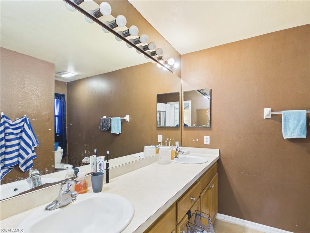1858 Marlboro LN photo 9