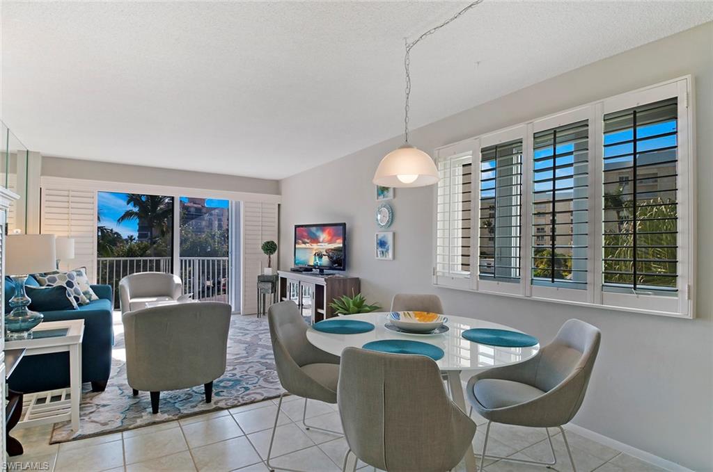 1300 Gulf Shore BLVD N 406 photo 6
