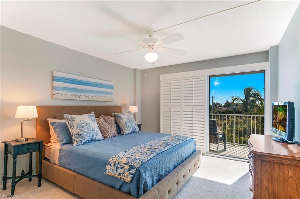 1300 Gulf Shore BLVD N 406 photo 20