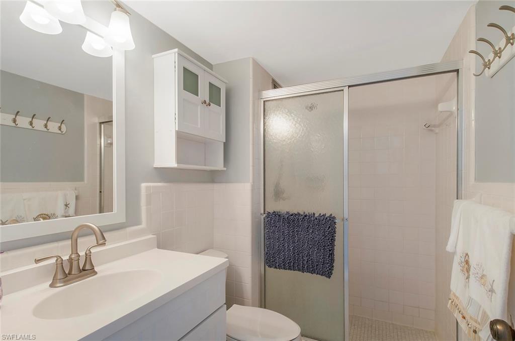 1300 Gulf Shore BLVD N 406 photo 19