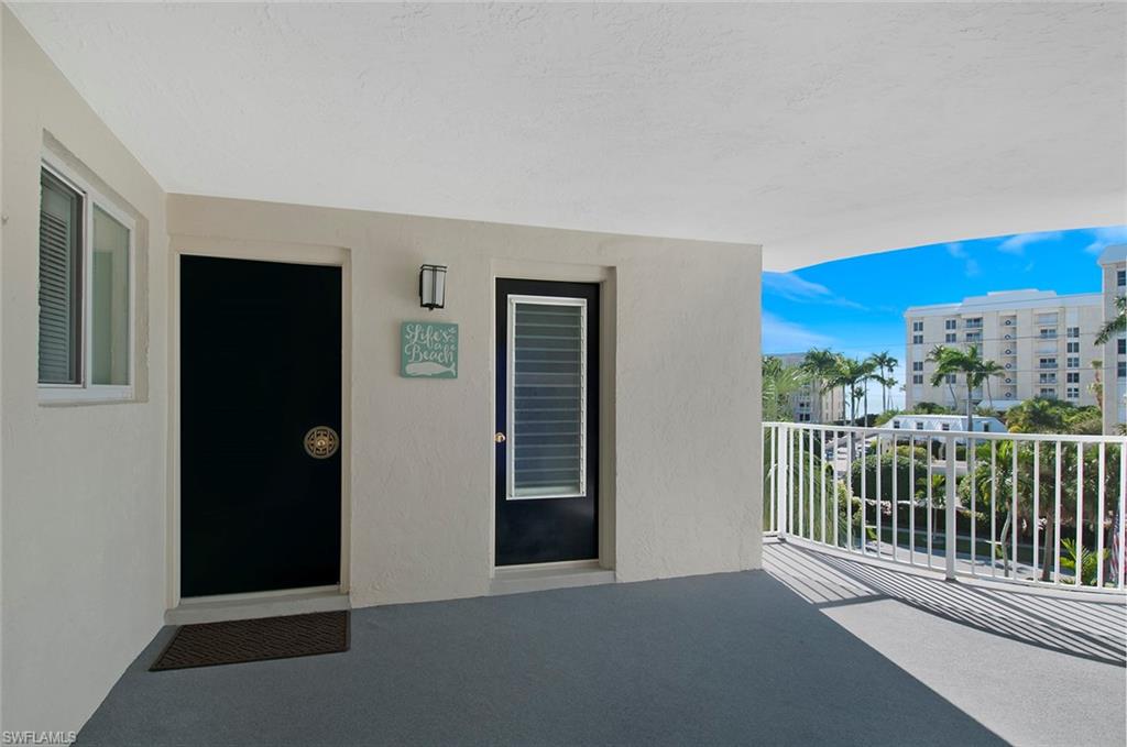 1300 Gulf Shore BLVD N 406 photo 8