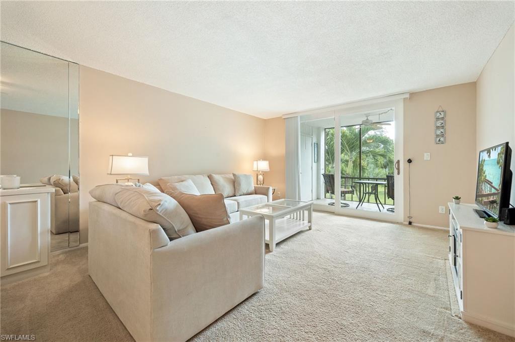 5959 Winkler RD 218 photo 15