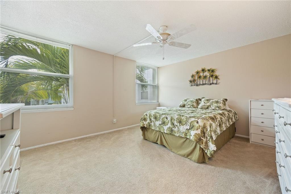 5959 Winkler RD 218 photo 19