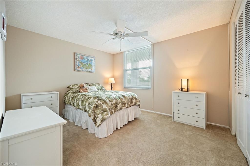 5959 Winkler RD 218 photo 25
