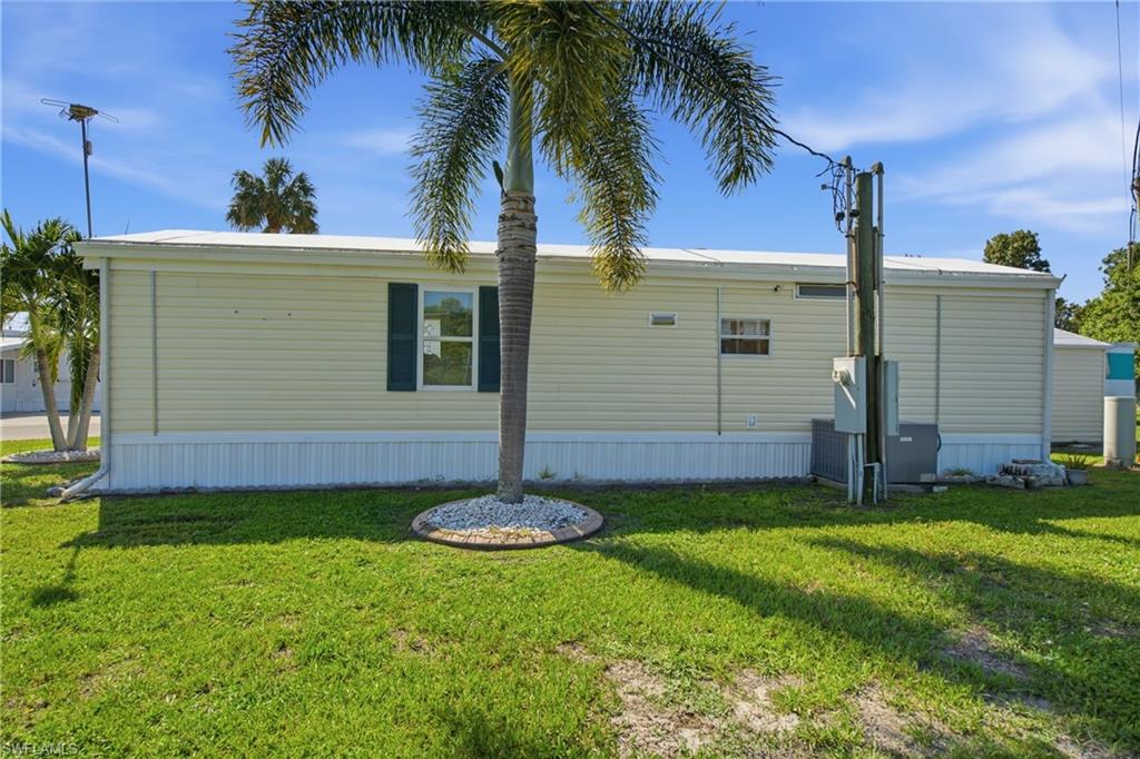 5558 Palm Beach BLVD 5 photo 17