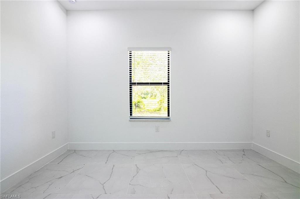 1836 Lindsay ST photo 28