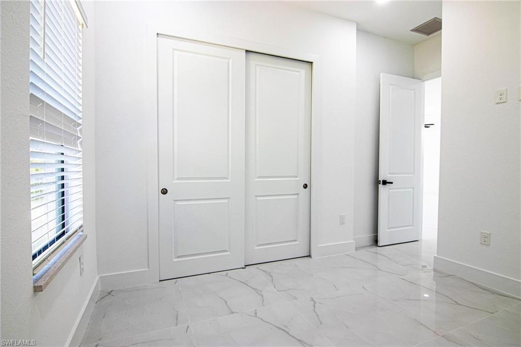 1836 Lindsay ST photo 24