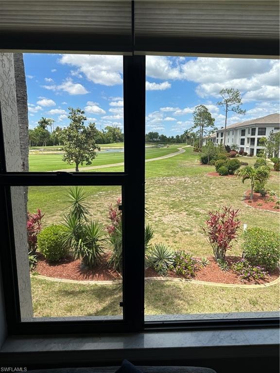 5805 Trailwinds DR 326 photo 44