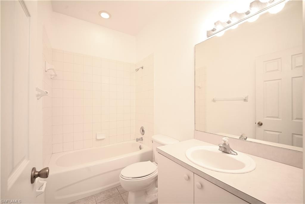 15449 Bellamar CIR 1221 photo 20
