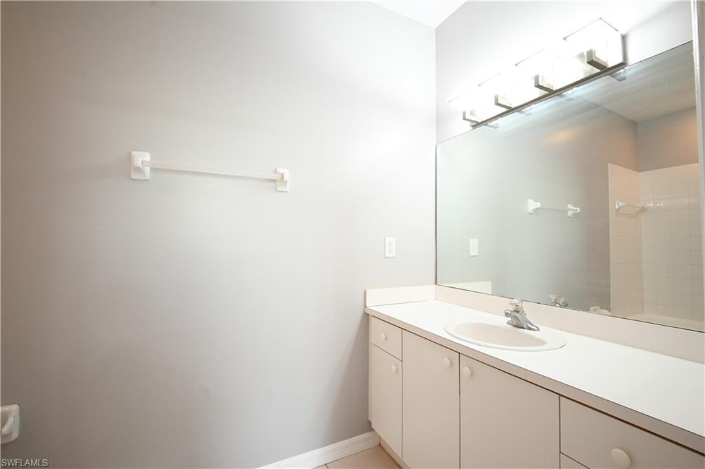 15433 Bellamar CIR 1023 photo 17
