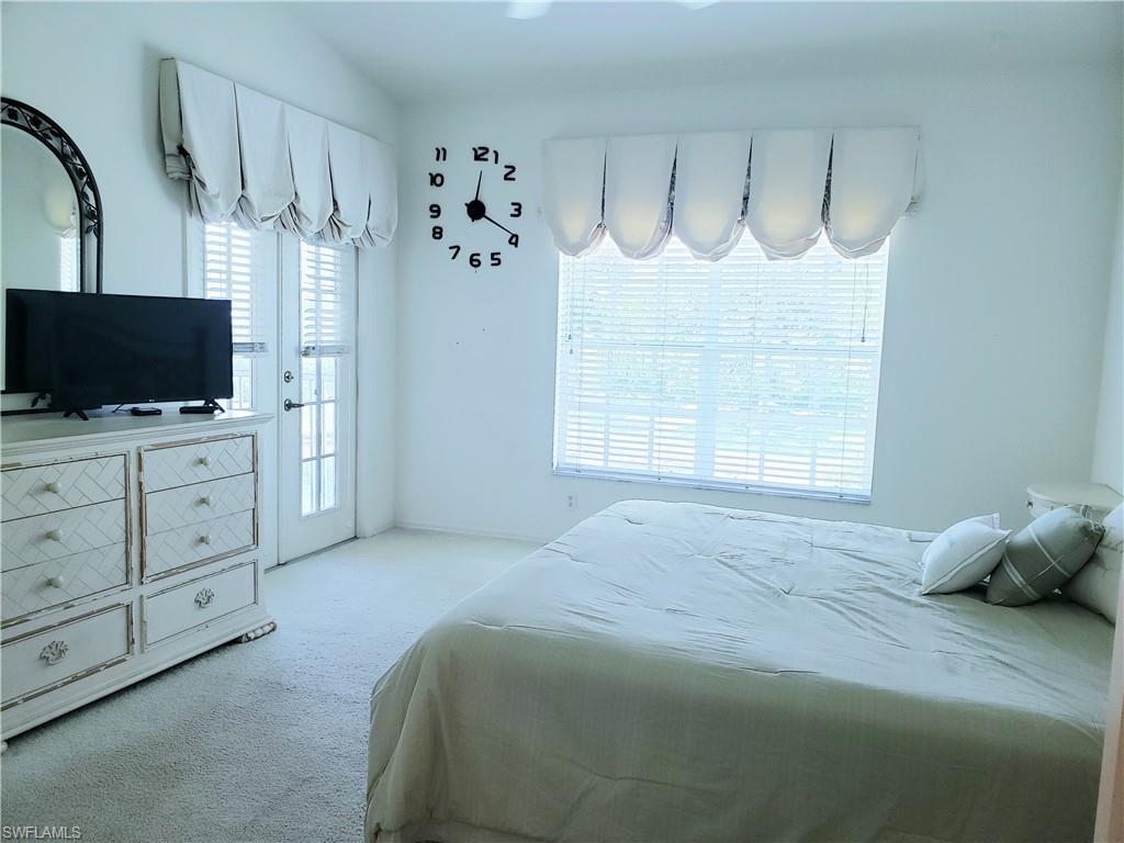 661 Wiggins Lake DR 201 photo 13