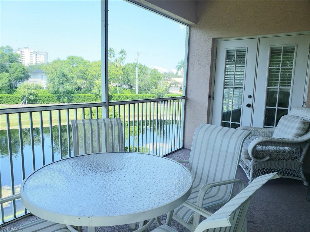 661 Wiggins Lake DR 201 photo 12