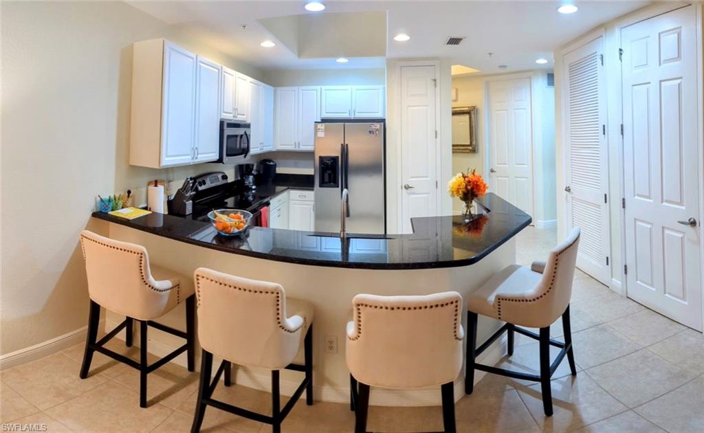 13780 Julias WAY 1022 photo 11