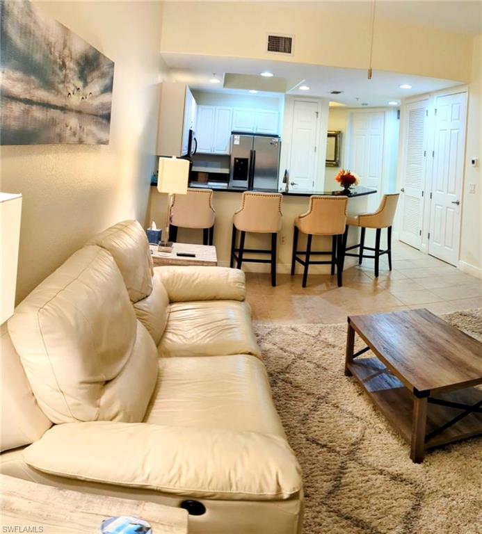 13780 Julias WAY 1022