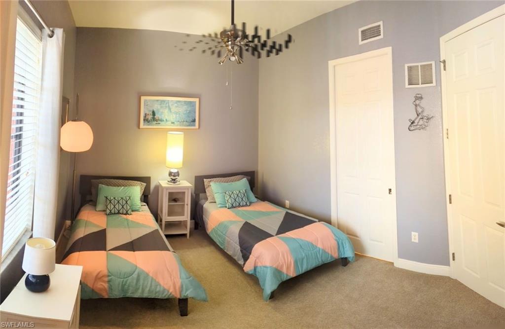 13780 Julias WAY 1022 photo 8