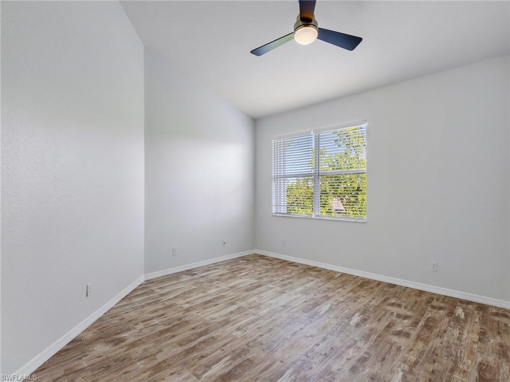 4231 Liron AVE 202 photo 17