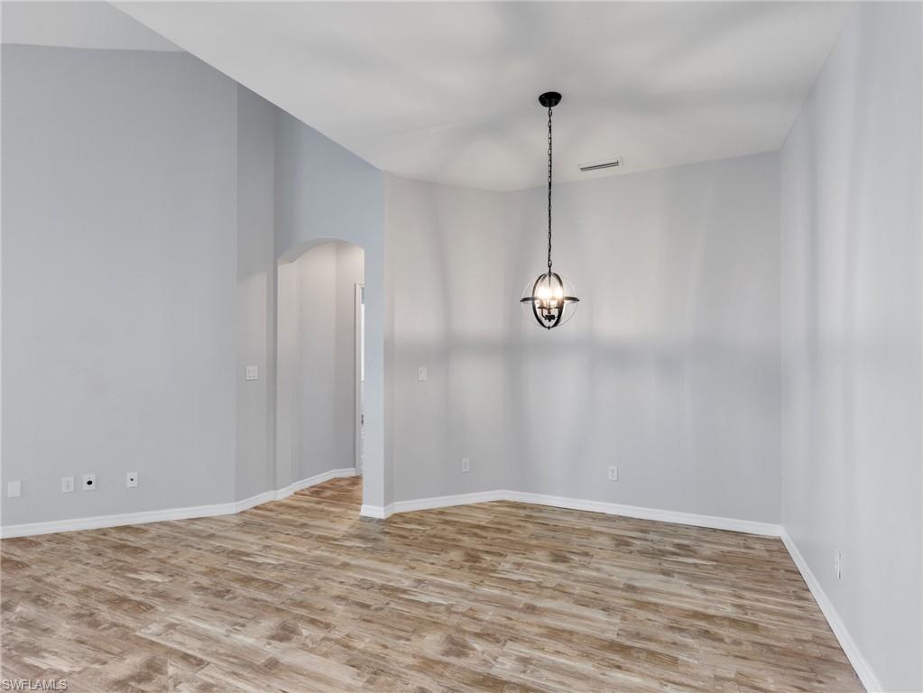 4231 Liron AVE 202 photo 16
