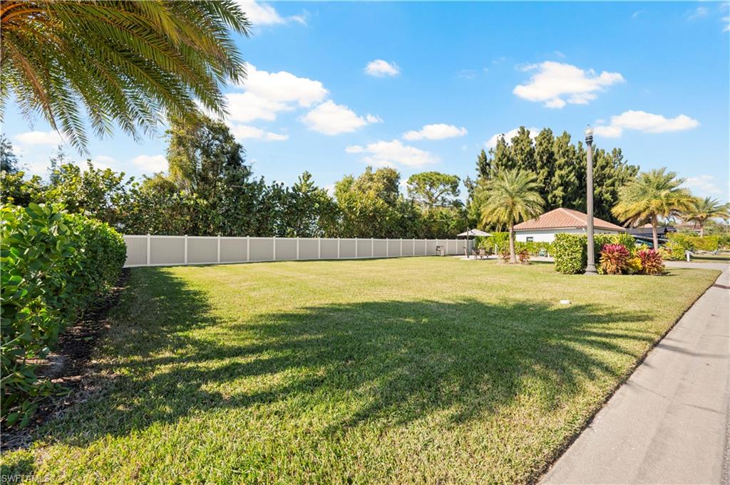 13220 Golden Palms CIR