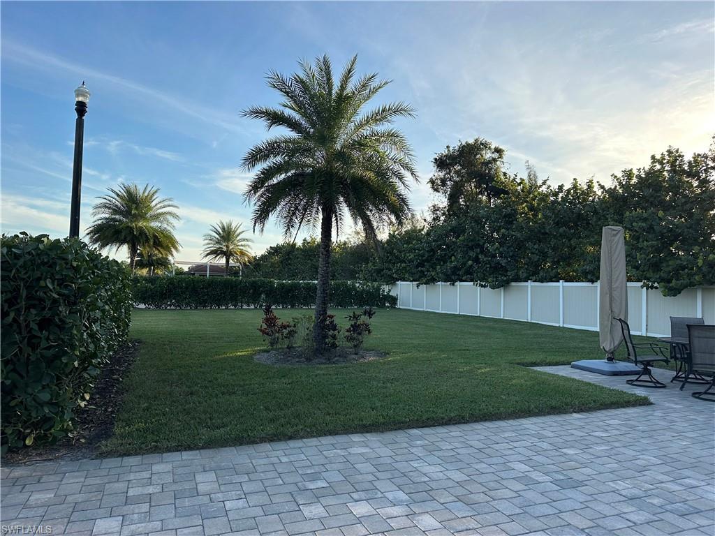 13220 Golden Palms CIR photo 15