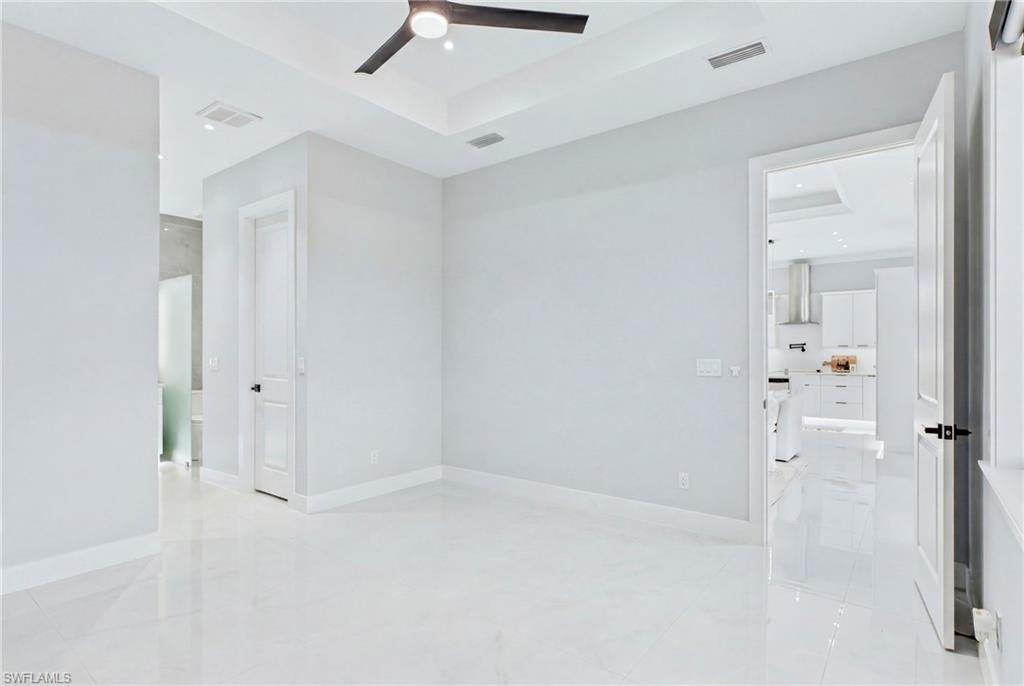 2301 NW 30th ST photo 27