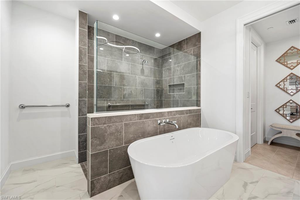 1115 Central AVE 557 photo 19
