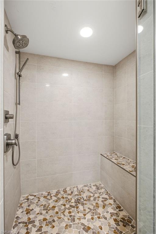 4141 Bay Beach LN 463 photo 22