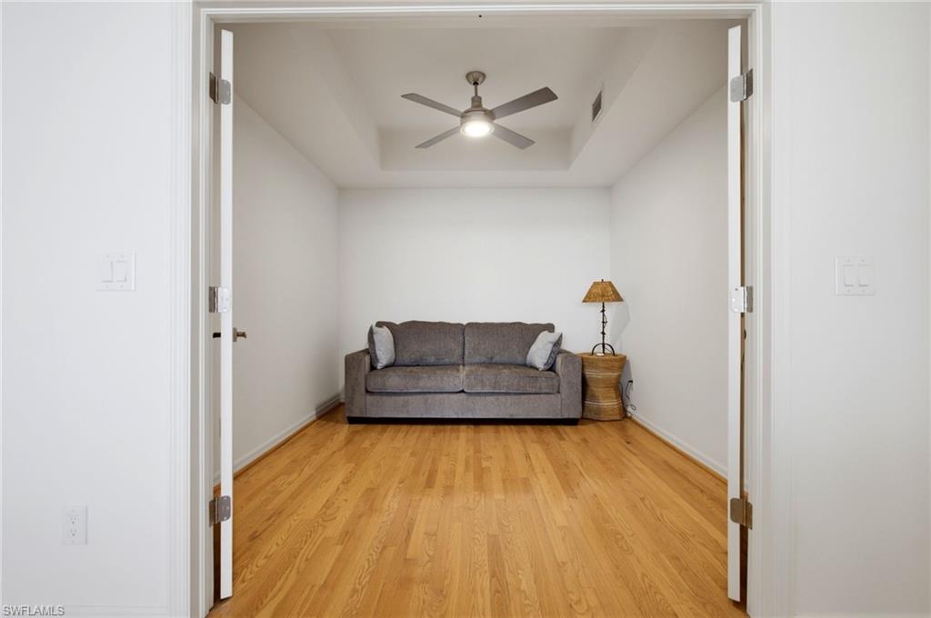 4141 Bay Beach LN 463 photo 30