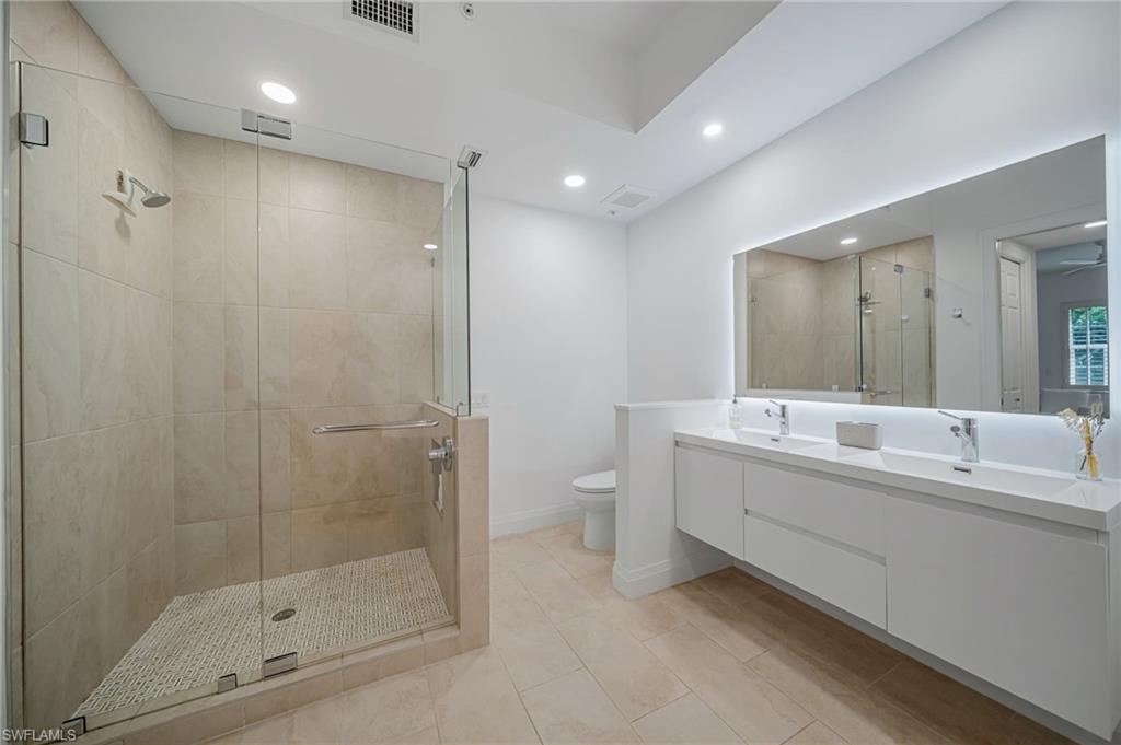 Floating vanity & soaking tub
