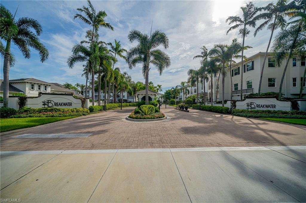 Streetscape pavers