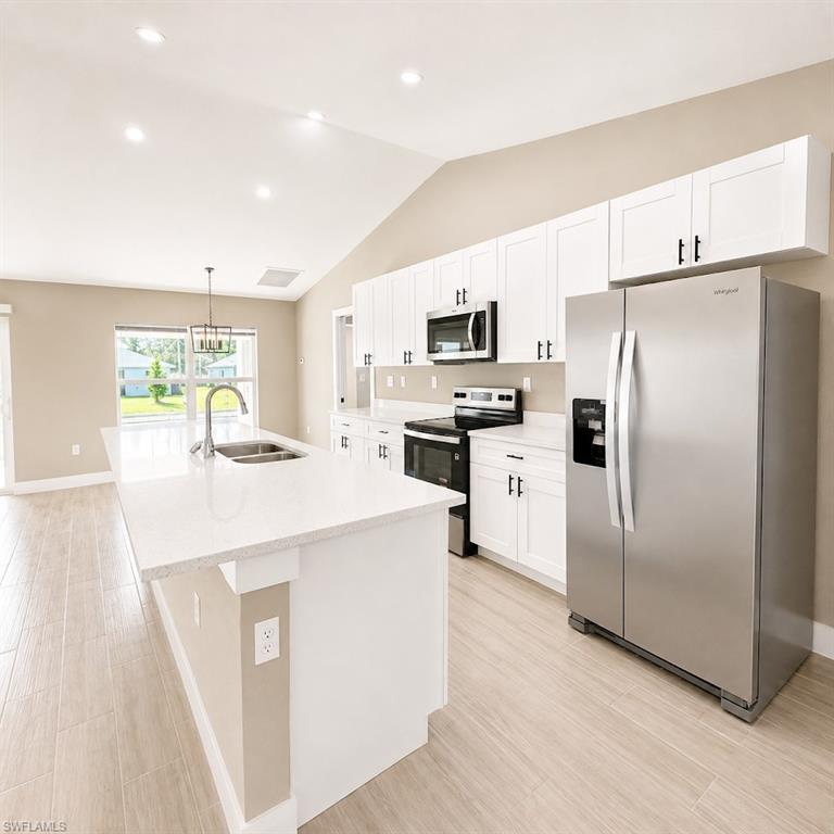 3464 NE 9th PL
