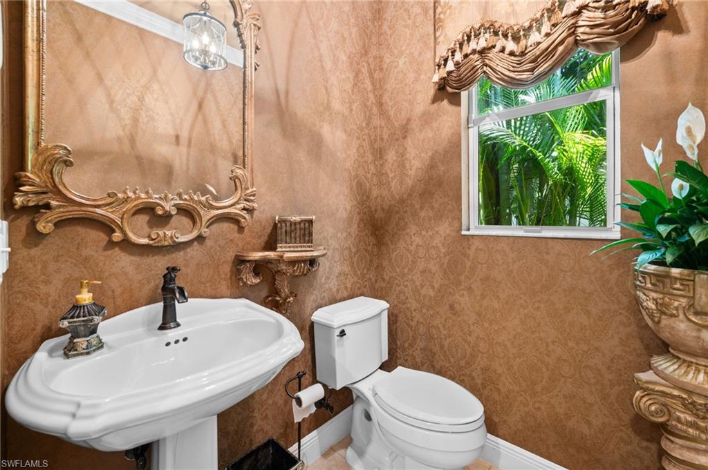 8725 Largo Mar DR photo 36