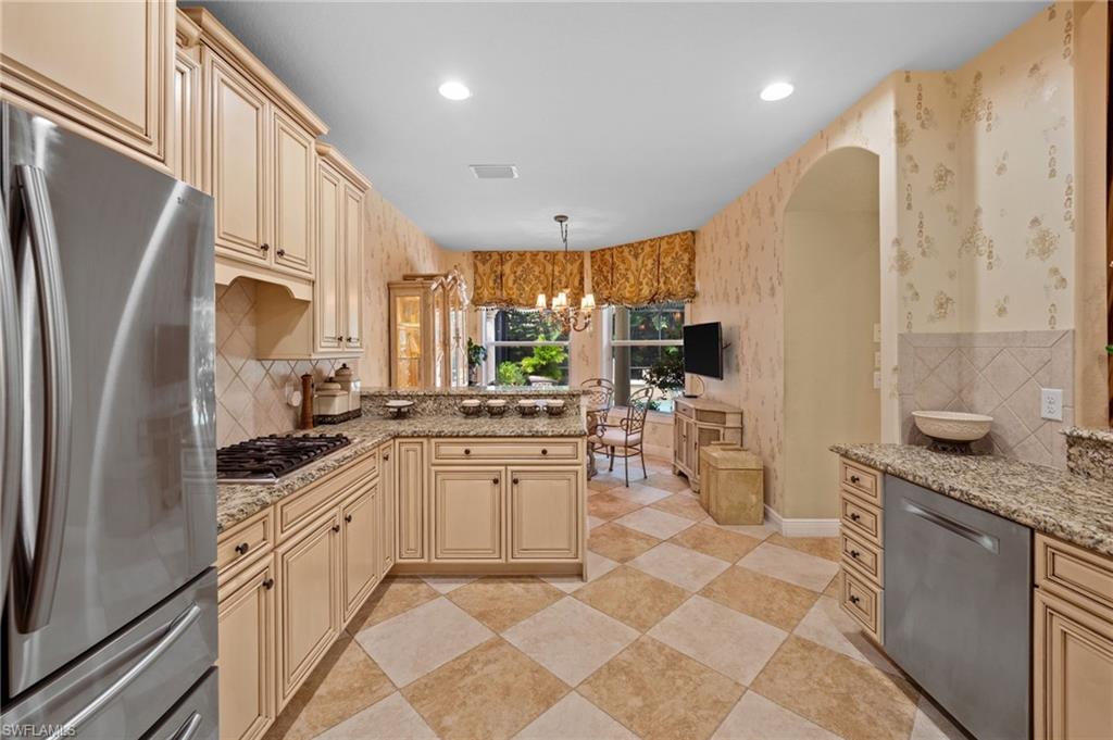 8725 Largo Mar DR photo 19