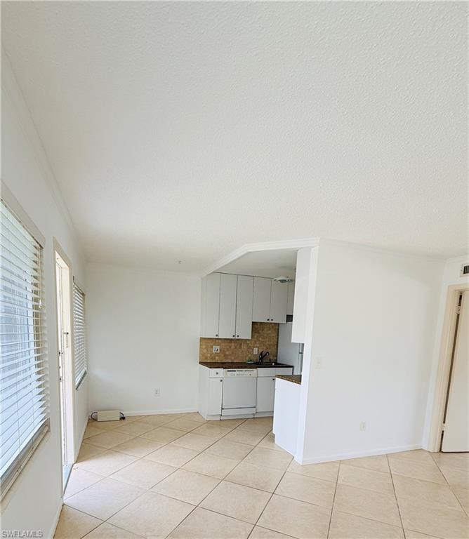 3250 10th ST N B2