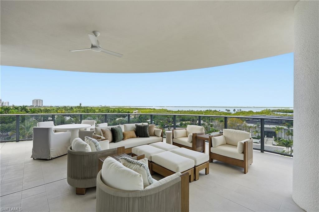 5100 Seagrass BLVD 306 photo 45