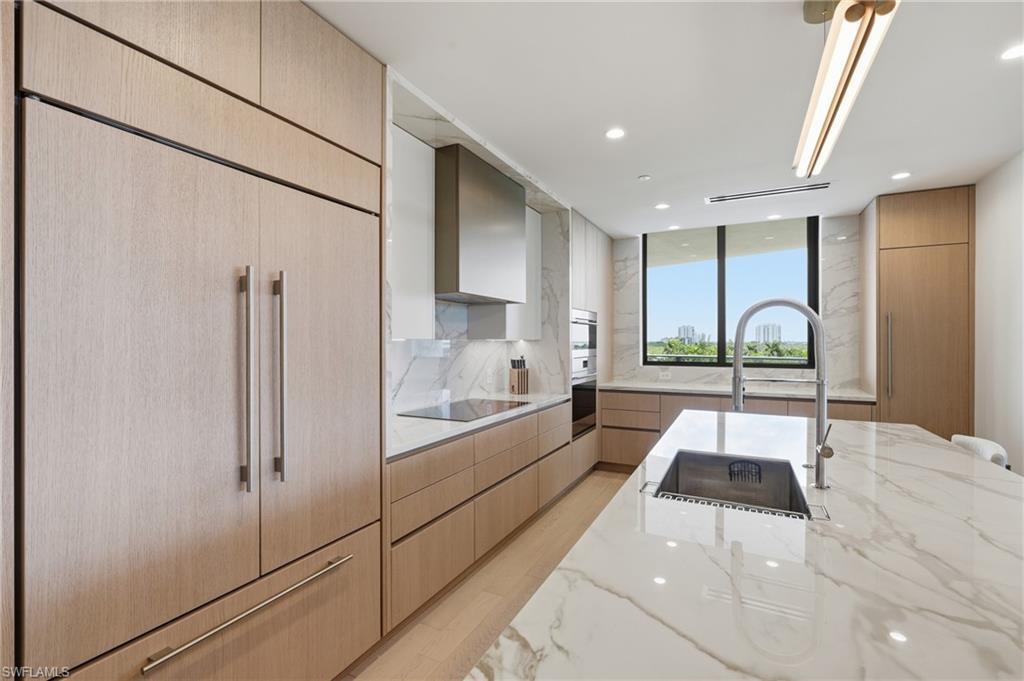 5100 Seagrass BLVD 306 photo 18