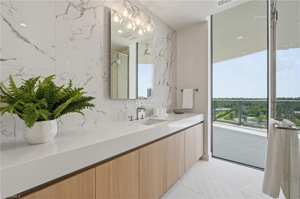 5100 Seagrass BLVD 306 photo 37
