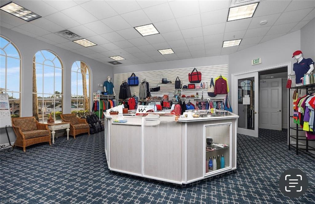 37 High Point CIR E 305 photo 29