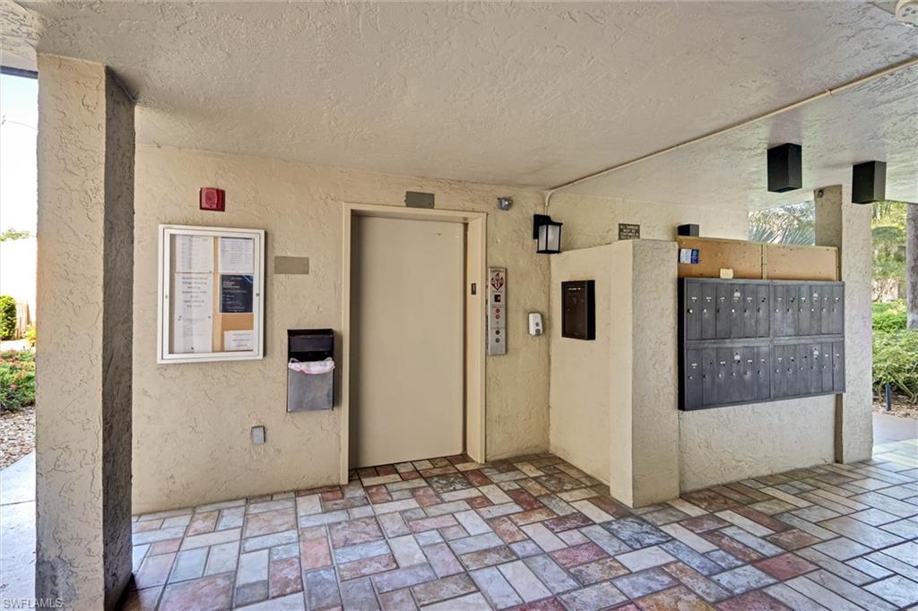 4240 Steamboat BEND 303 photo 23
