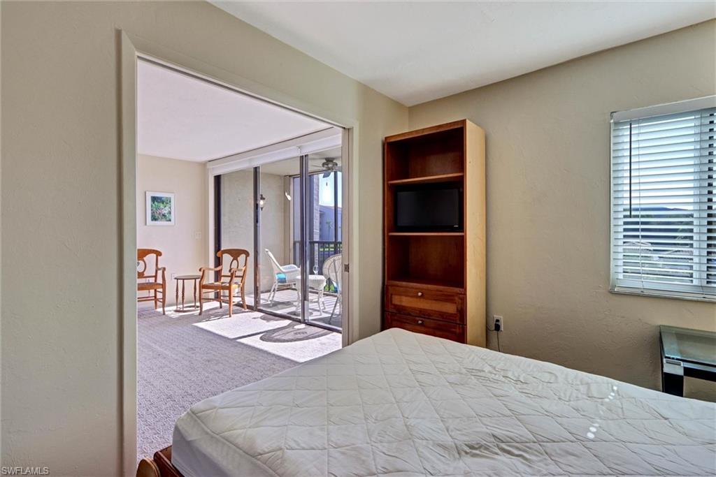 4240 Steamboat BEND 303 photo 14