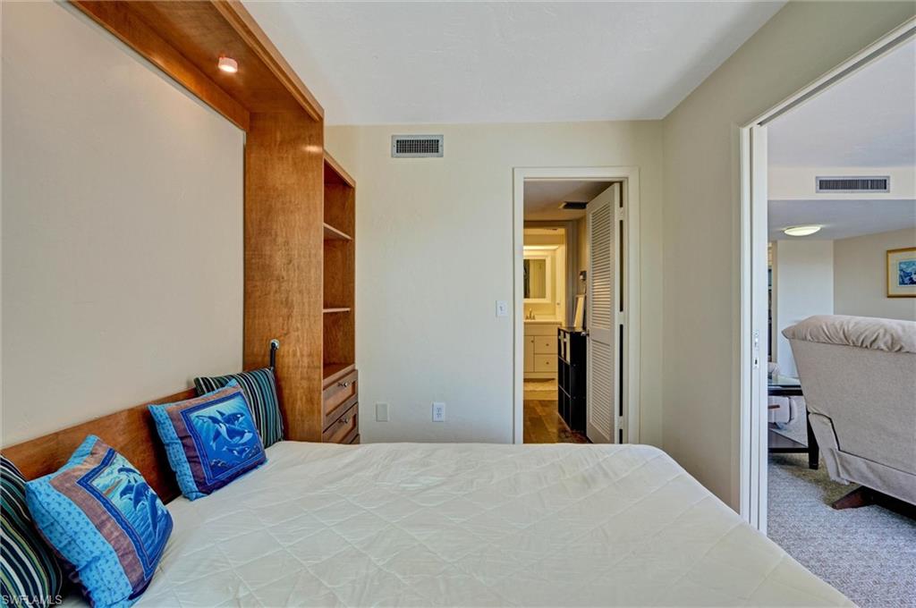 4240 Steamboat BEND 303 photo 15