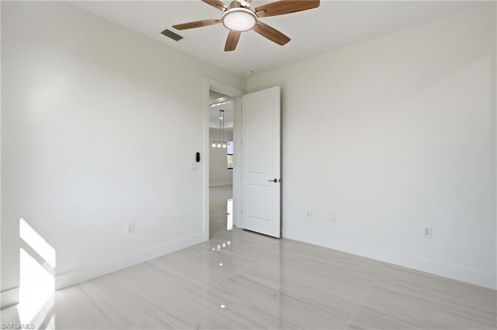 382 Pauline AVE photo 28
