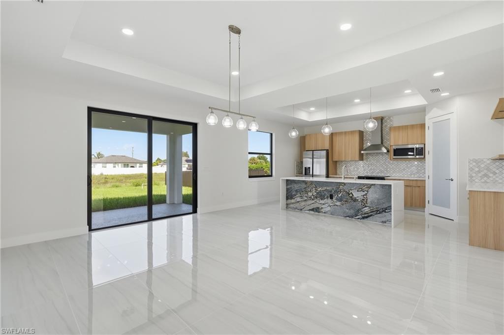 382 Pauline AVE photo 10