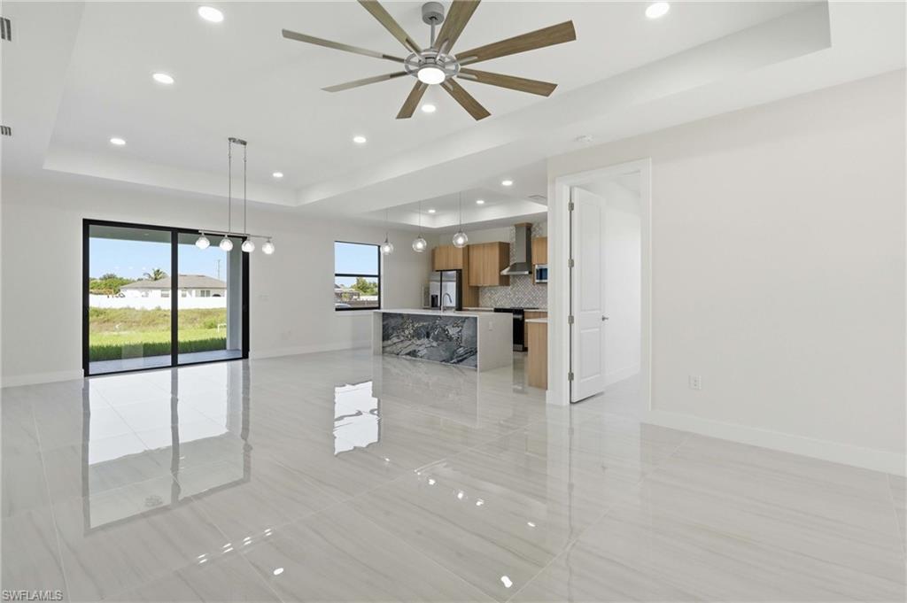 382 Pauline AVE photo 8