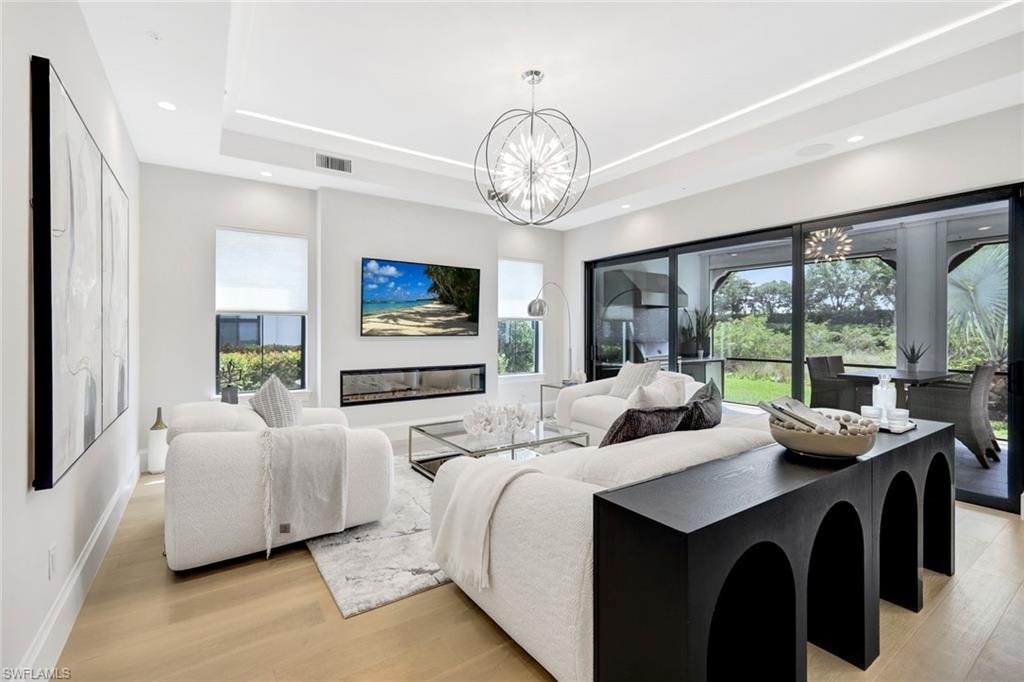 Recessed fireplace