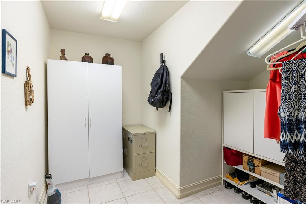 8184 Saratoga DR 801 photo 20