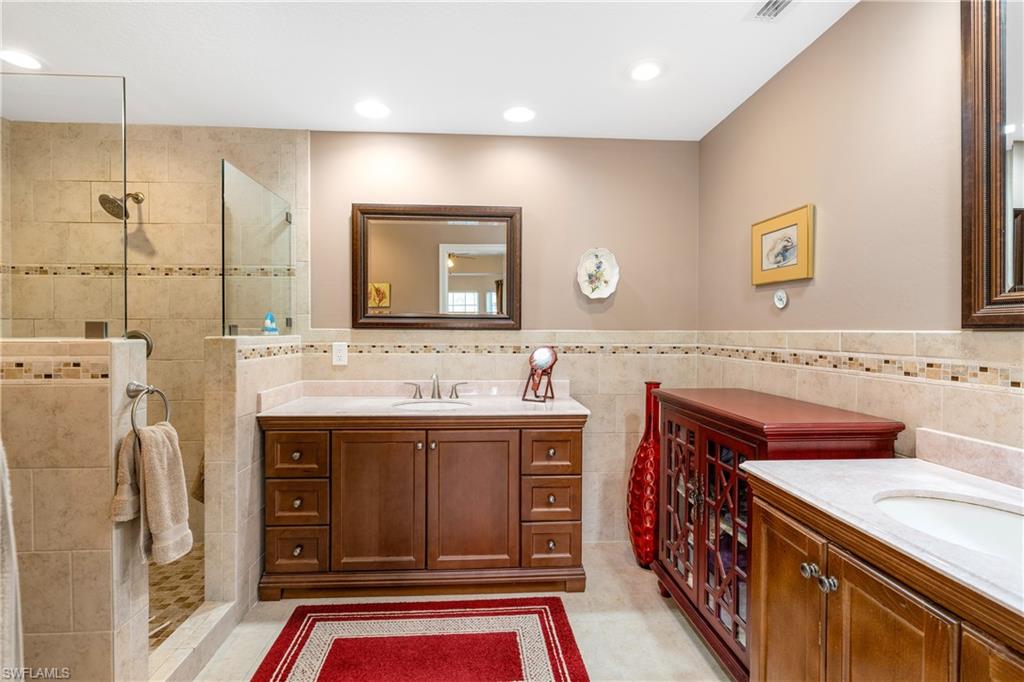 8184 Saratoga DR 801 photo 15